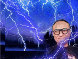 Jangan Lupa Tersenyum Melihat Pribadi Diantara Wong-Wongan Dalam Pilihan Hidup di Kenikmatan Sengsaranya