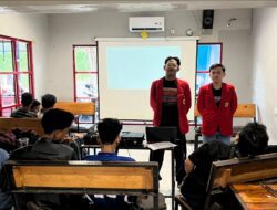 Marak Penipuan Online, Dua Mahasiswa Hukum Untag Surabaya Turun Langsung Bekali Warga Edukasi Hak Konsumen