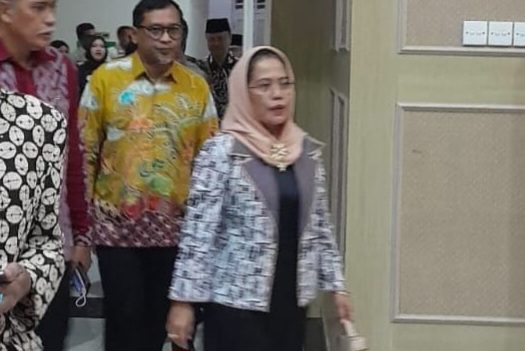 Pelantikan pengurus Dekopinda Kota Batu periode terbaru oleh Sri Untari Bisowarno.