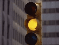 Sri Mulyani vs Purbaya: Lampu Kuning 15% di Dashboard Republik