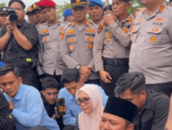 Ratusan Mahasiswa Geruduk Kantor Gubernur Kalimantan Timur, Ada Apa?