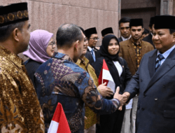 Diaspora Indonesia Sambut Kedatangan Presiden Prabowo di Abu Dhabi