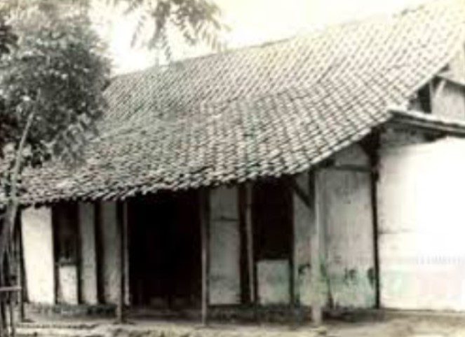 Pesantren Dahulu Melawan Penghisapan Manusia Atas Manusia, sekarang?