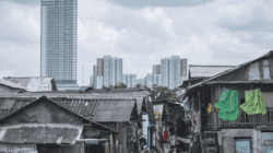 Negara Menjual Tenang, APBN Menanggung Perang