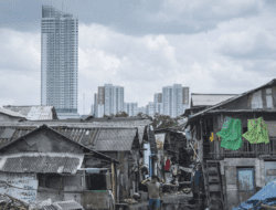 Negara Menjual Tenang, APBN Menanggung Perang