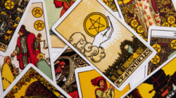 Orang Kampung, Raja Tua, dan Putra Mahkota