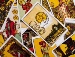 Orang Kampung, Raja Tua, dan Putra Mahkota