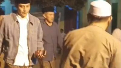Gus Kautsar Ploso Kediri saat menghadiri acara kirim doa Almarhum KH Ahmad Muhammad Nur di Bululawang Malang.