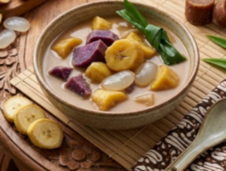 Resep Kolak Pisang Ubi Manis Gurih Ala Nusantara