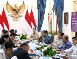Presiden Prabowo Terima Sejumlah Ahli Ekonomi di Istana