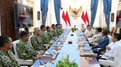 Seskab Teddy: Presiden Terima Pimpinan TNI Perkuat Sinergi Pertahanan dan Pembangunan di Seluruh Pelosok Negeri