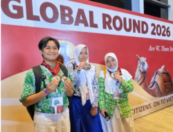 Siswa SMP Islam Al Azhar 13 Surabaya Muhammad Kevin Assyauqie Zain beserta tim Raih total 10 Medali di World Scholar’s Cup 2026 Bangkok