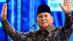Seskab Teddy Nyatakan Presiden Prabowo Komitmen Pendidikan Gratis Dari SD Sampai Perguruan Tinggi